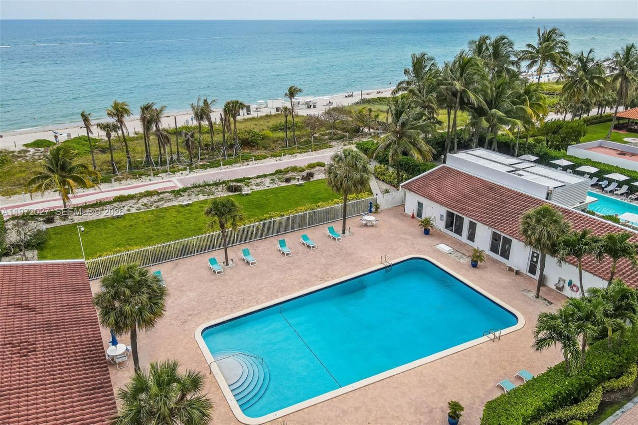 2457 Collins Ave, Unit 503, Miami Beach, FL 33140 Photo