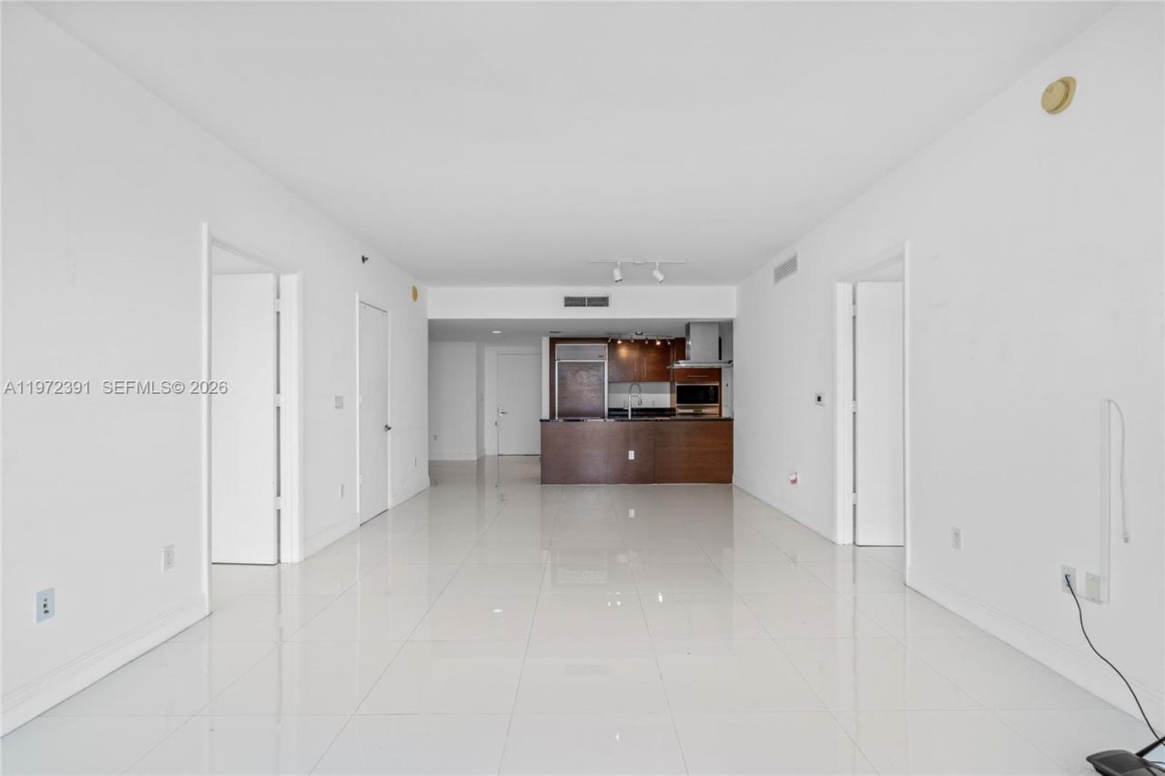 495 Brickell Ave, Unit 4705, Miami, FL 33131 Photo