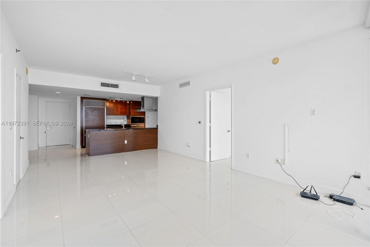 495 Brickell Ave, Unit 4705, Miami, FL 33131 Photo