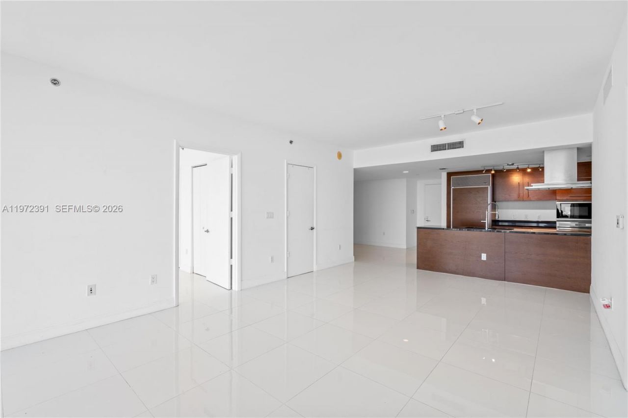 495 Brickell Ave, Unit 4705, Miami, FL 33131 Photo