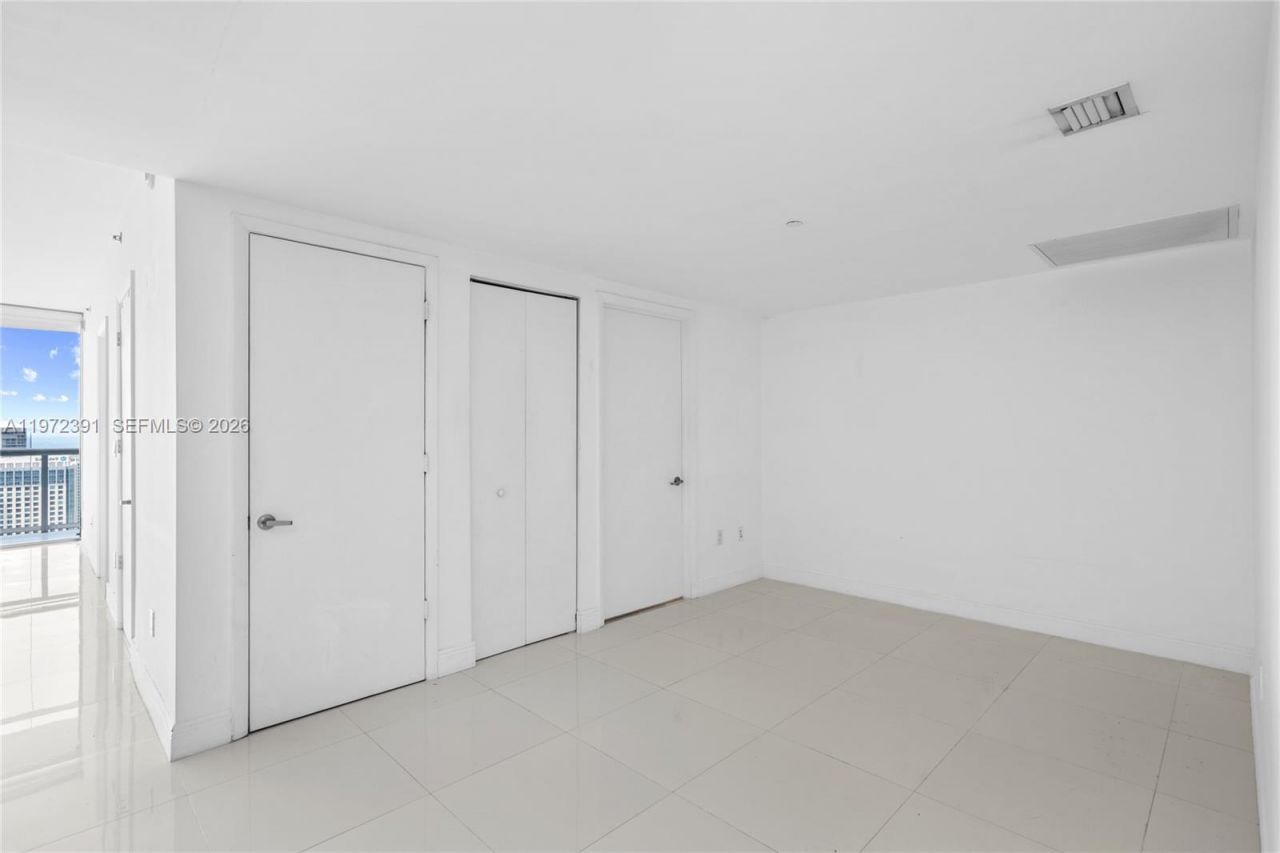 495 Brickell Ave, Unit 4705, Miami, FL 33131 Photo