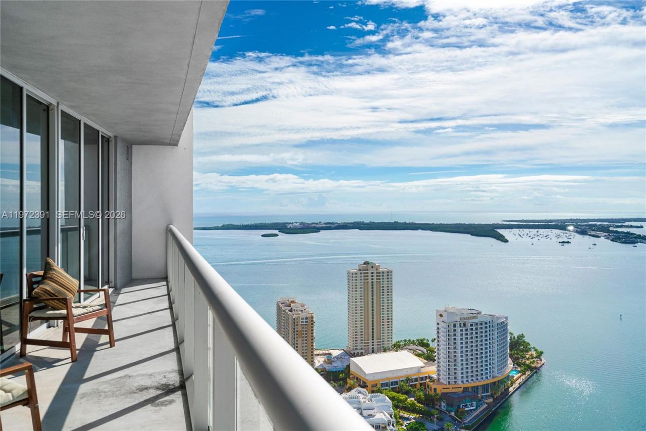 495 Brickell Ave , Unit 4705, Miami, FL 33131 Photo