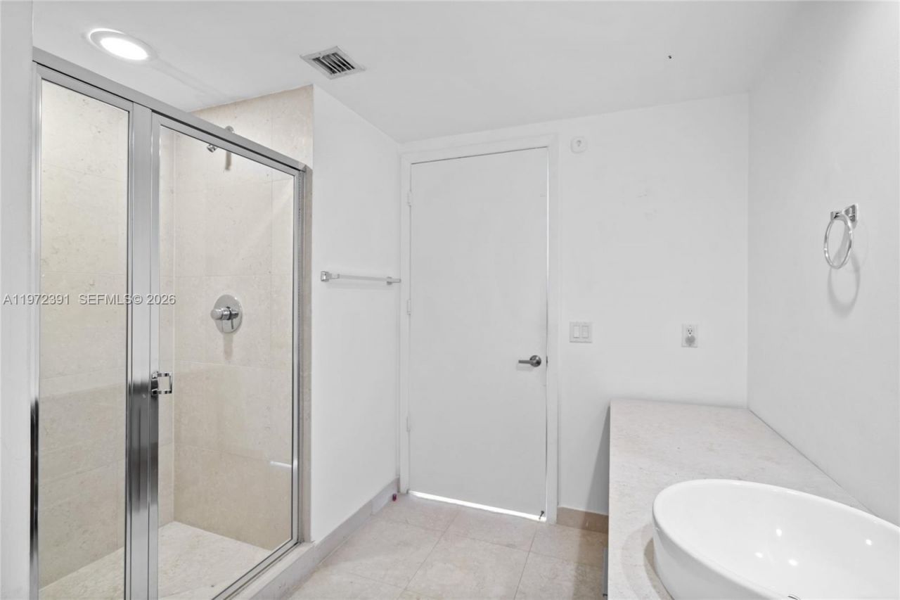 495 Brickell Ave, Unit 4705, Miami, FL 33131 Photo
