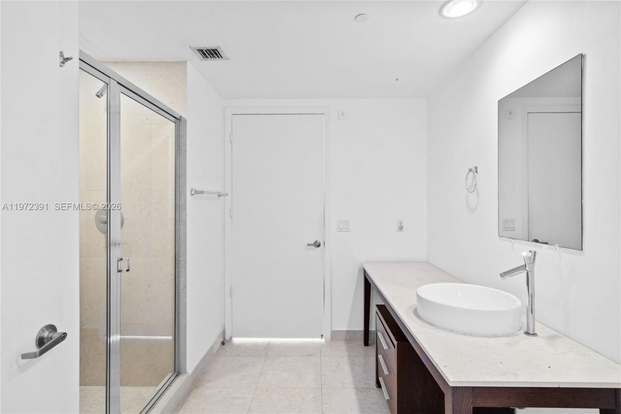 495 Brickell Ave, Unit 4705, Miami, FL 33131 Photo