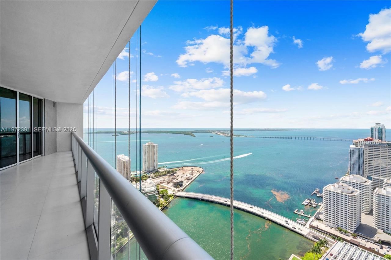 495 Brickell Ave, Unit 4705, Miami, FL 33131 Photo