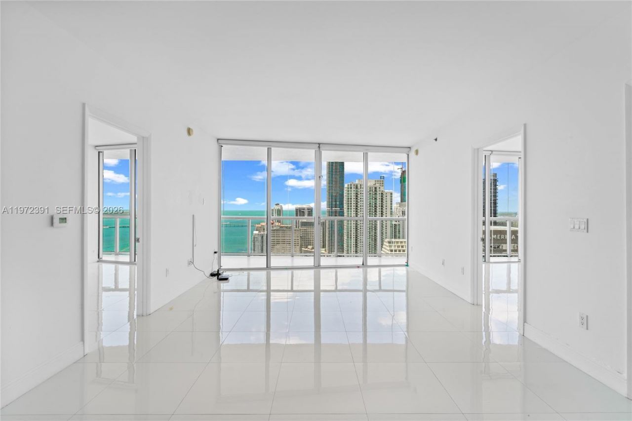 495 Brickell Ave, Unit 4705, Miami, FL 33131 Photo