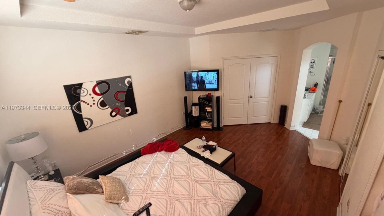 7586 NW 113th Path , Doral, FL 33178 Photo