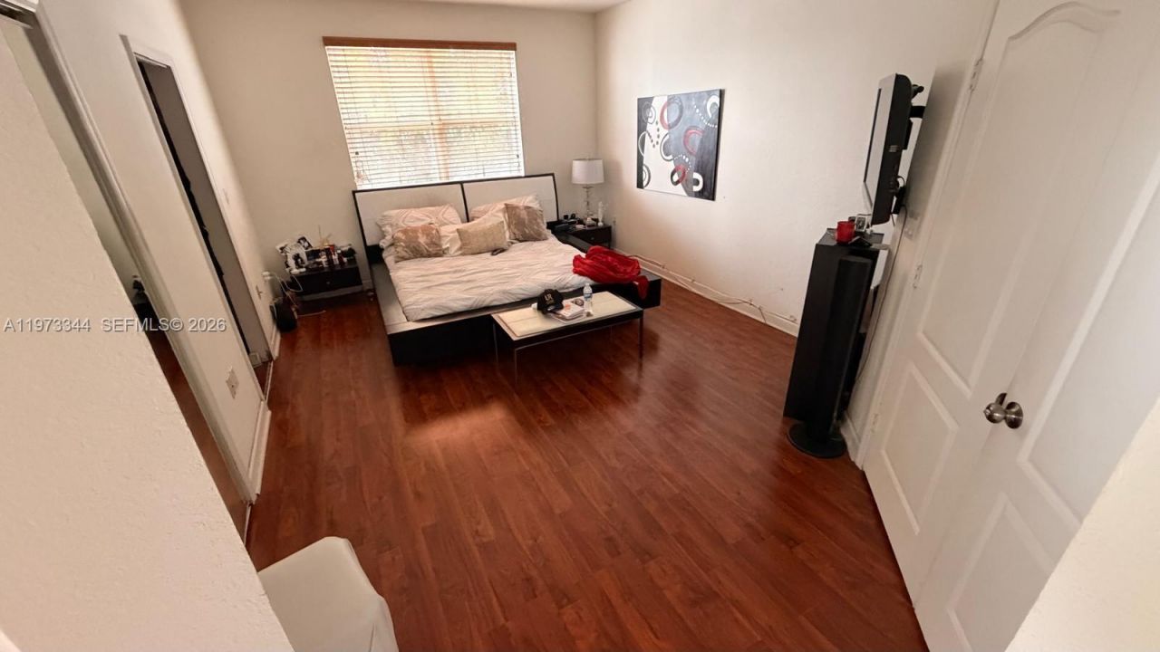 7586 NW 113th Path , Doral, FL 33178 Photo