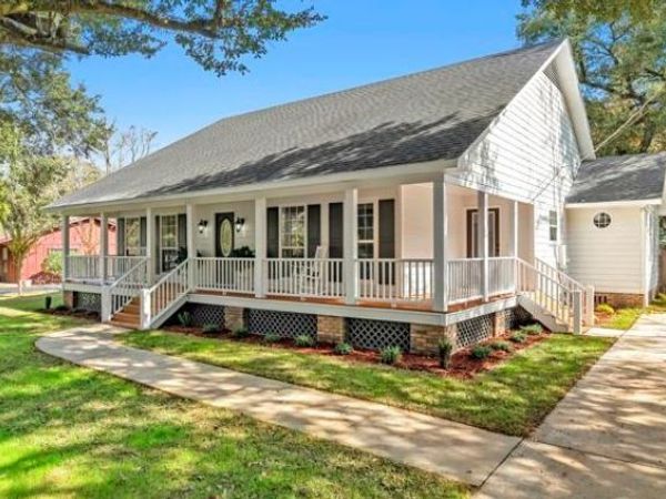 5185 Santos Drive W, Mobile, AL 36619