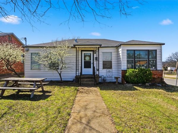 1652 N 17th Street , Waco, TX 76707