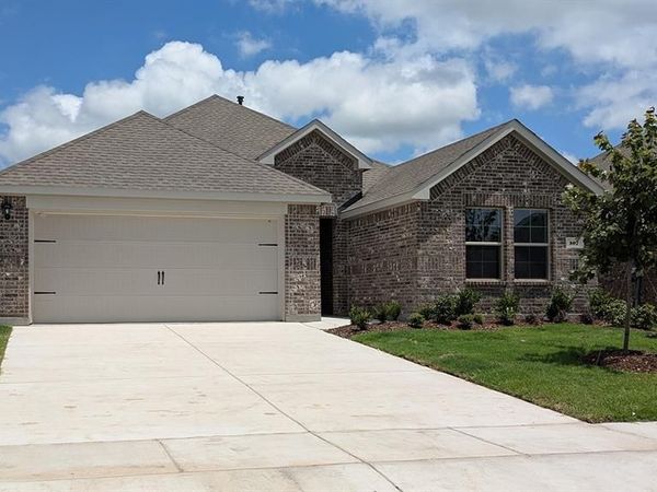 507 Carthage Street, Caddo Mills, TX 75135