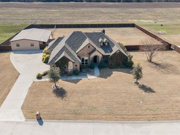 114 Skyview Court, Caddo Mills, TX 75135