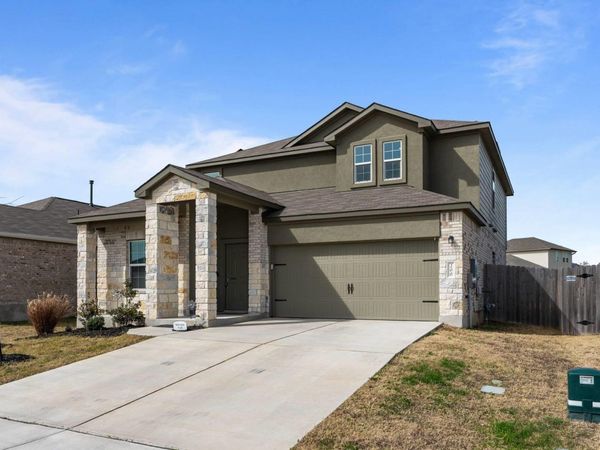 200 Montego ST, Hutto, TX 78634