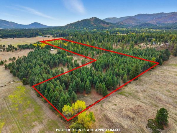 4710 B Price Rd, Clayton, WA 99110