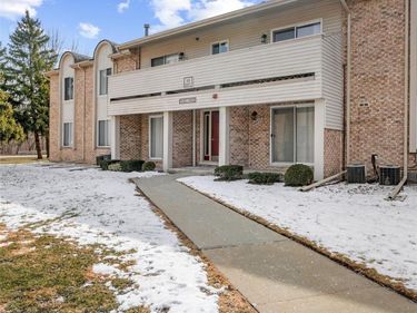 44447 Savery Drive, CANTON, MI 48187