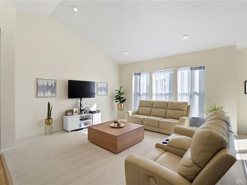 2002 Glen Valley Dr, Washington Township, OH 45458 Photo 4