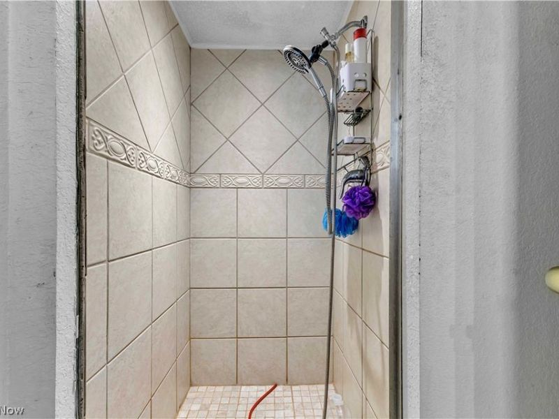 6624 Ronjoy Place, Youngstown, OH 44512 Photo 16