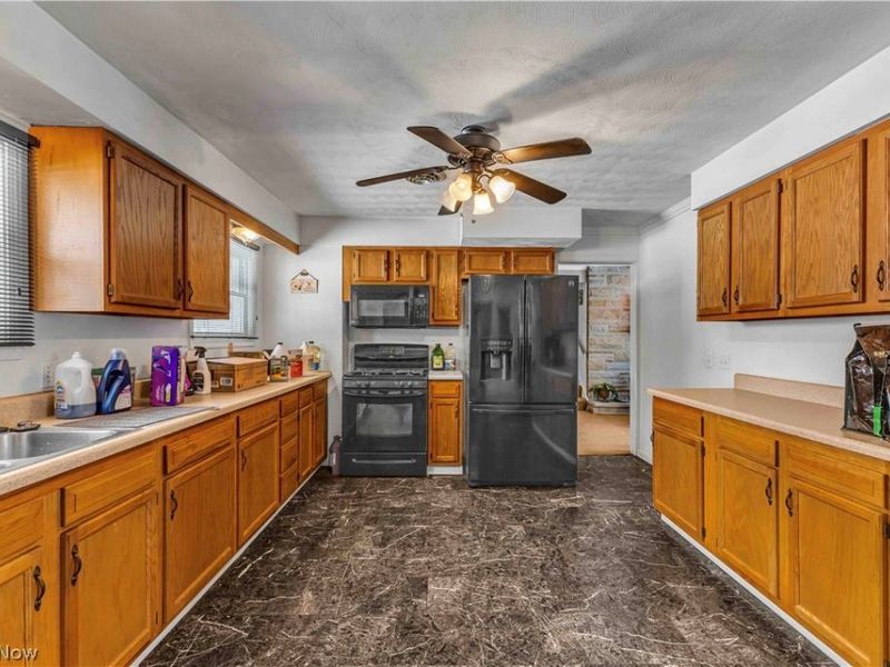 6624 Ronjoy Place, Youngstown, OH 44512 Photo 9