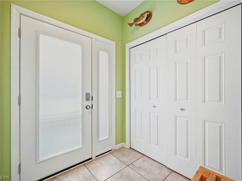 574 Lakeview Blvd. Boulevard, Lake Milton, OH 44429 Photo 10