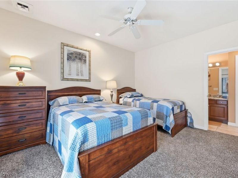 574 Lakeview Blvd. Boulevard, Lake Milton, OH 44429 Photo 17