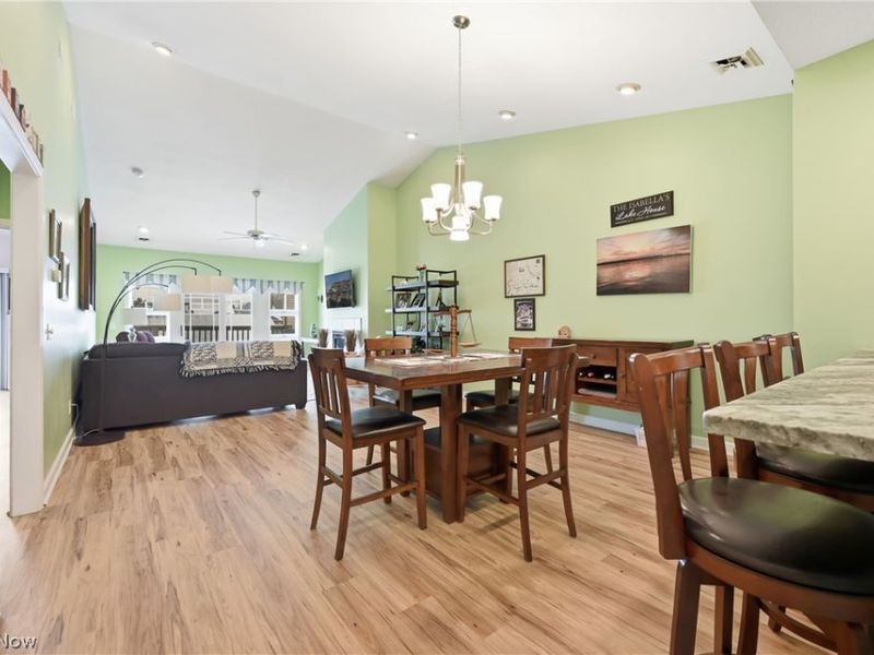 574 Lakeview Blvd. Boulevard, Lake Milton, OH 44429 Photo 19