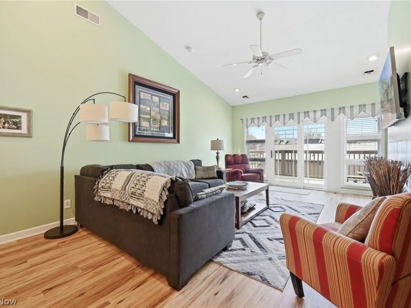 574 Lakeview Blvd. Boulevard, Lake Milton, OH 44429 Photo 22