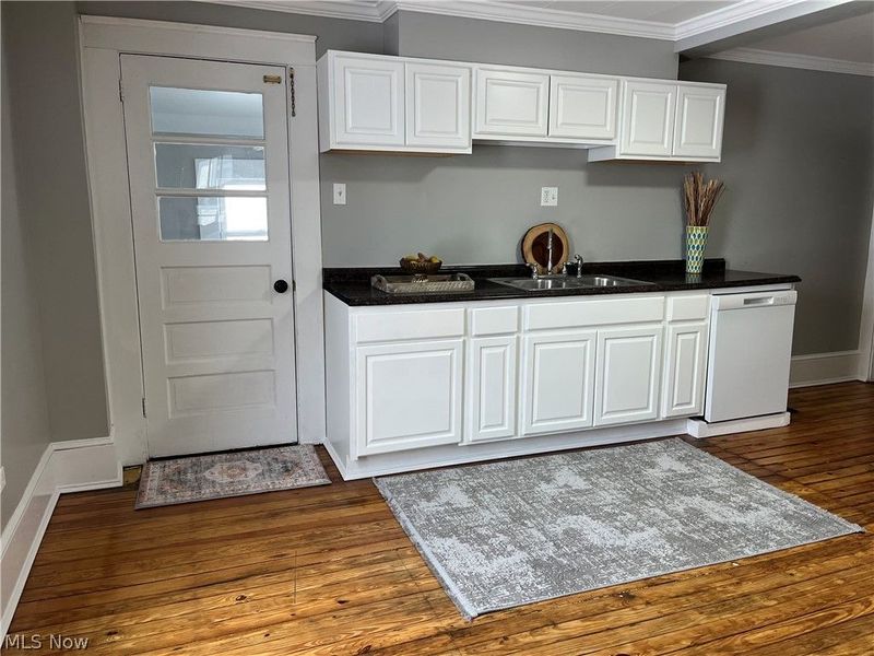 311 6th Street, Fairport Harbor, OH 44077 Photo 7