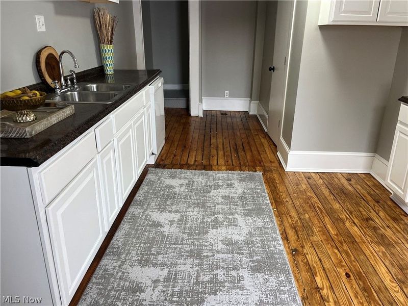 311 6th Street, Fairport Harbor, OH 44077 Photo 8