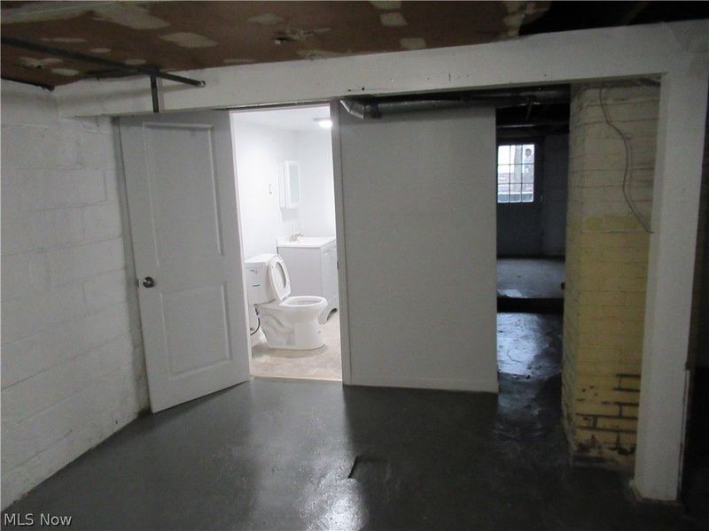 378 Columbus Street, Bedford, OH 44146 Photo 37