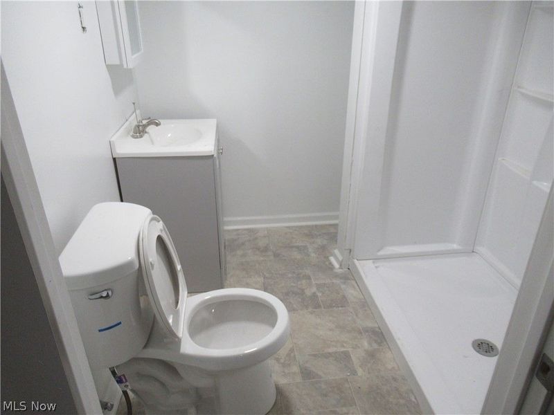 378 Columbus Street, Bedford, OH 44146 Photo 38