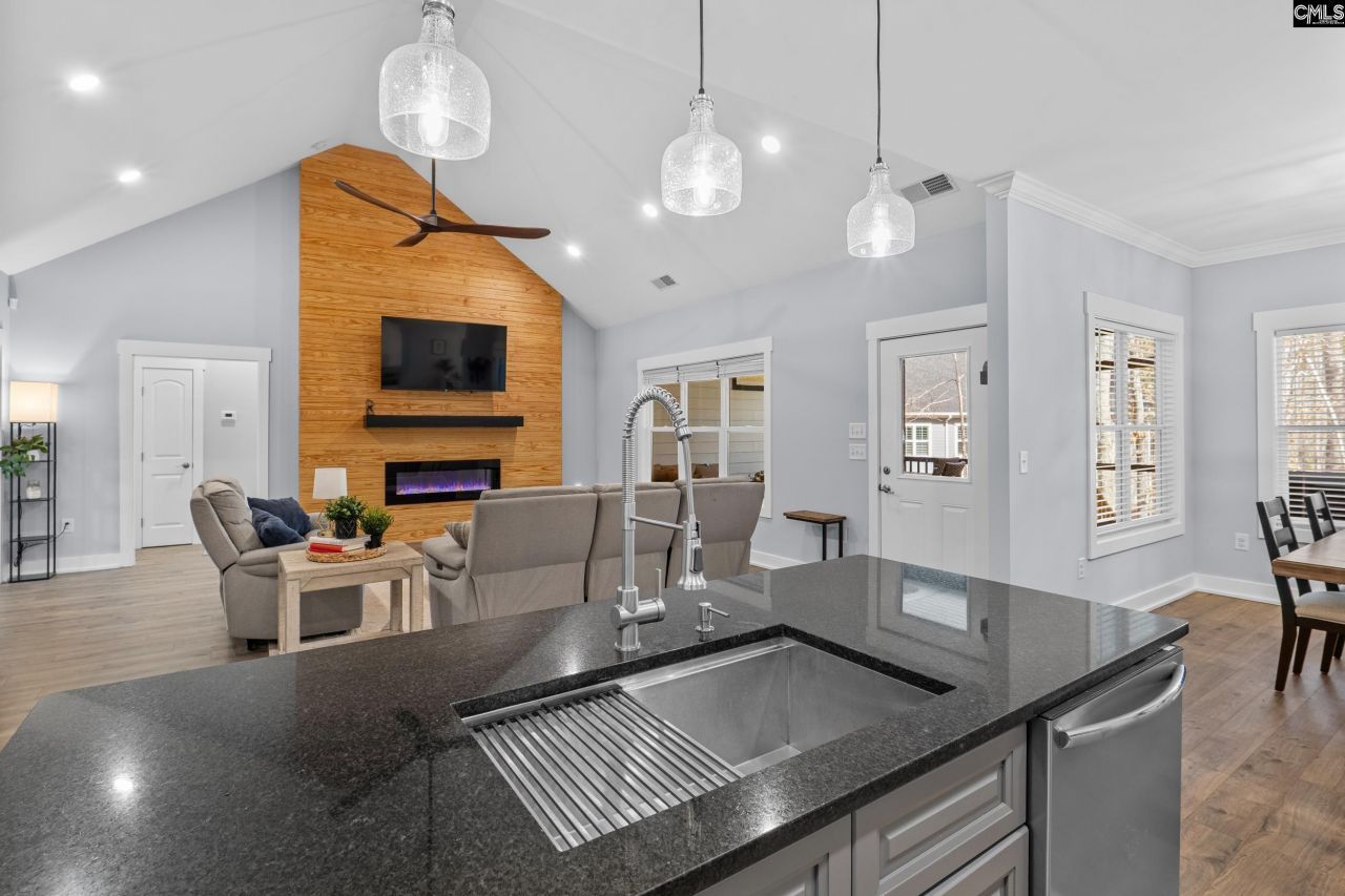 111 Serenity Pointe Photo 15