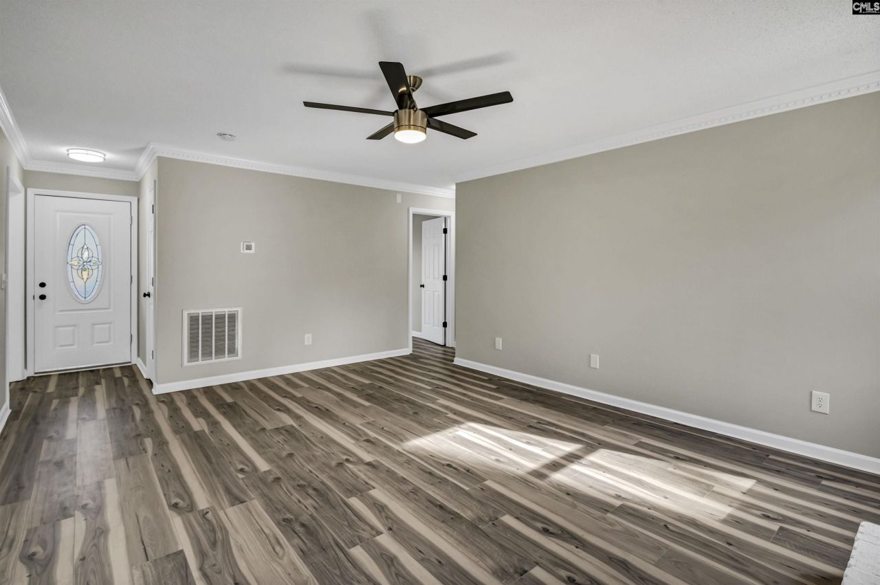 108 Red Maple Court  Photo 10