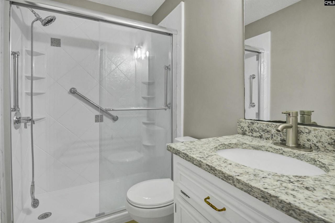 108 Red Maple Court  Photo 31