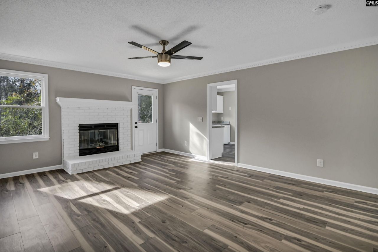 108 Red Maple Court  Photo 9