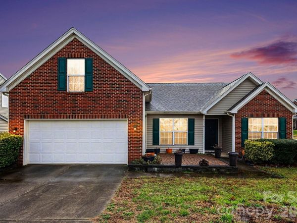 8418 Appledale Drive, Charlotte, NC 28262