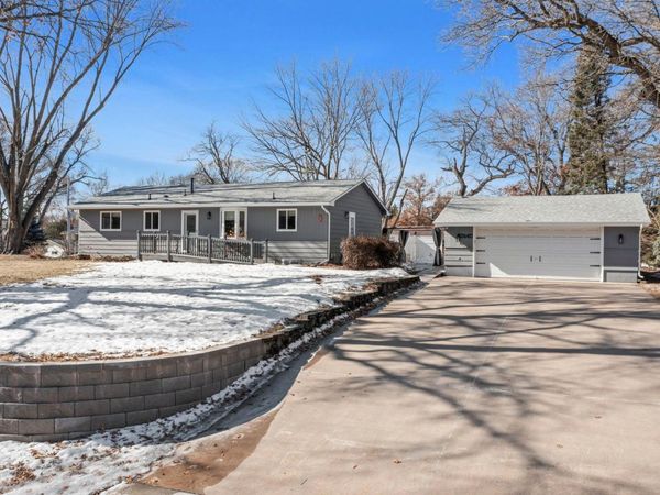 3145 Ivy Street S, Cambridge, MN 55008