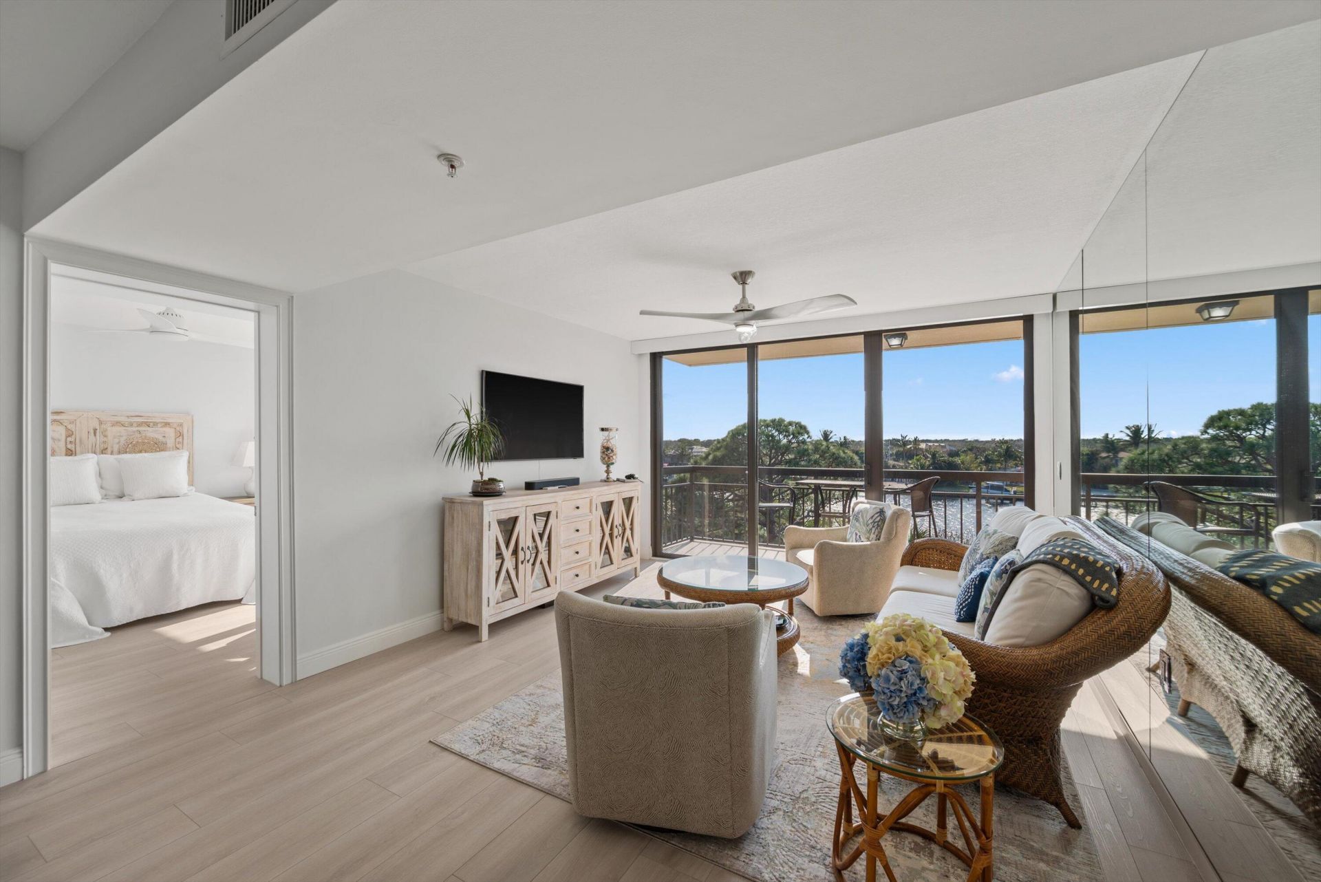 2001 Marina Isle Way, Unit 503, Jupiter, FL 33477 Photo