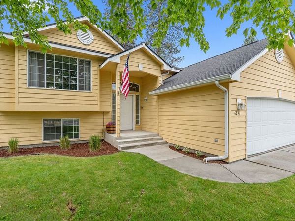 6831 N Cambridge Ln, Spokane, WA 99208