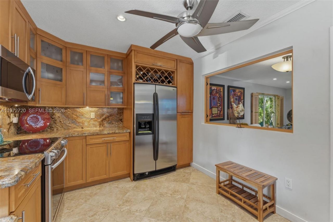 9475 SW 70th St, Miami, FL 33173 Photo