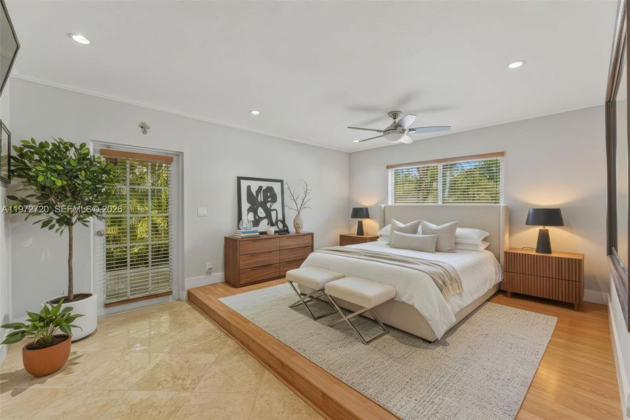 9475 SW 70th St, Miami, FL 33173 Photo