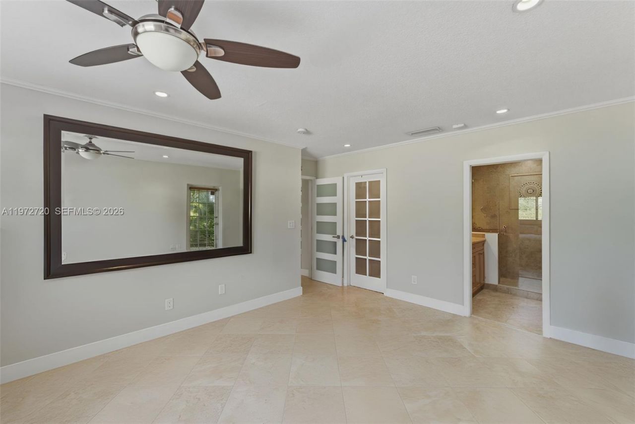 9475 SW 70th St, Miami, FL 33173 Photo