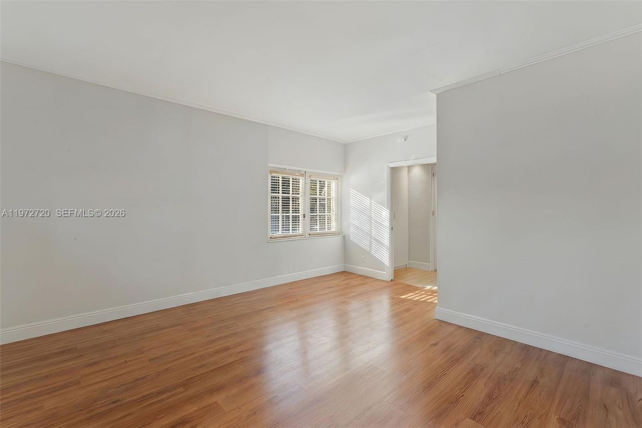 9475 SW 70th St, Miami, FL 33173 Photo