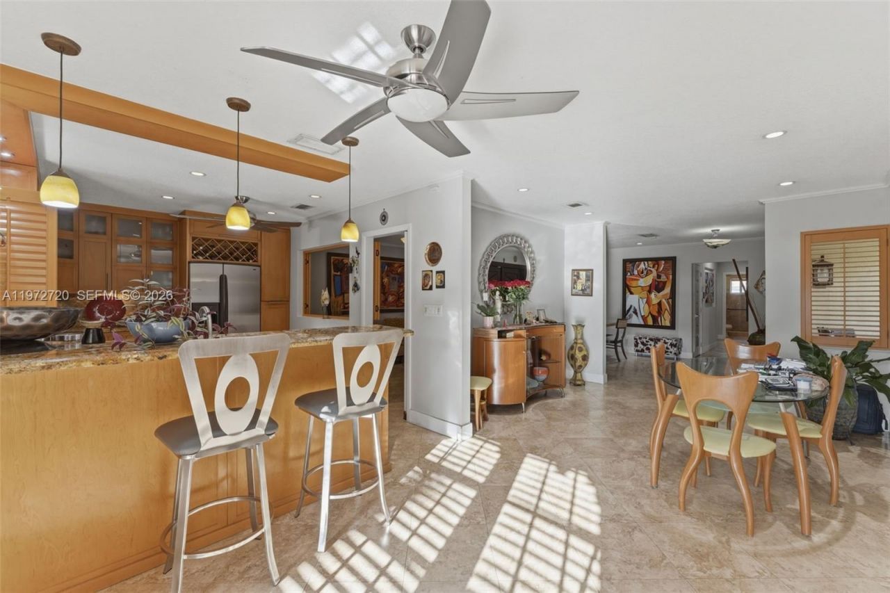 9475 SW 70th St, Miami, FL 33173 Photo