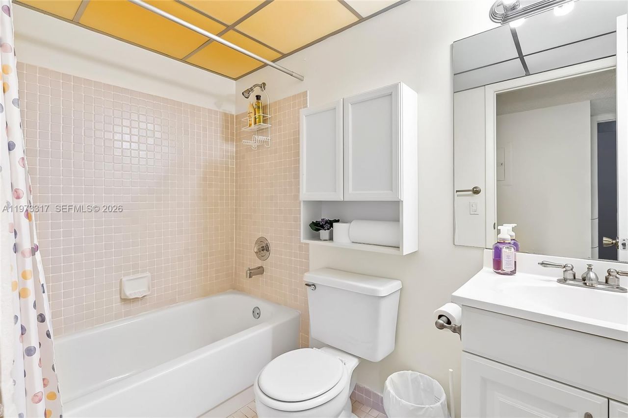 10715 W Clairmont Cir, Unit 212, Tamarac, FL 33321 Photo