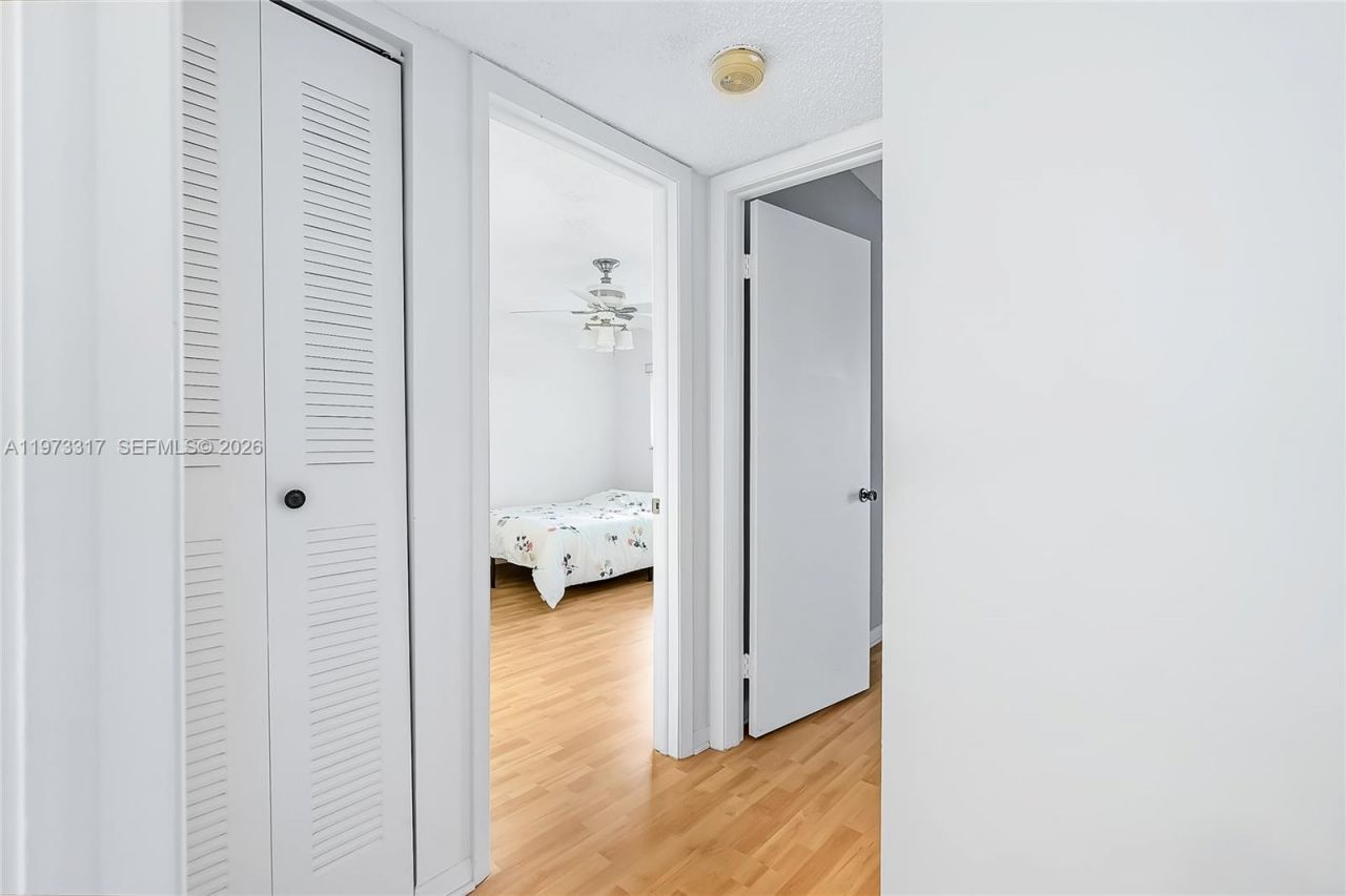 10715 W Clairmont Cir, Unit 212, Tamarac, FL 33321 Photo