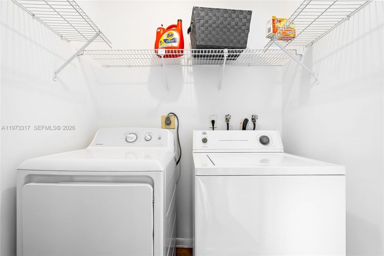 10715 W Clairmont Cir, Unit 212, Tamarac, FL 33321 Photo