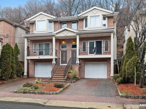 178 Undercliff Avenue, EDGEWATER, NJ 07020