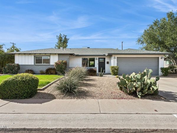 6431 E Sheridan Street, Scottsdale, AZ 85257