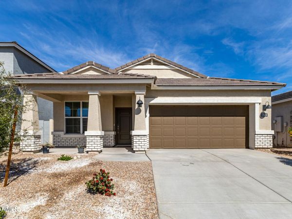 17628 W MISSION Lane, Waddell, AZ 85355