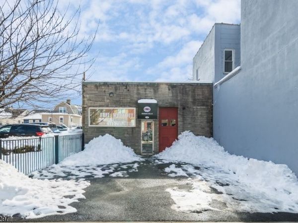 1729 Springfield Ave, Maplewood, NJ 07040